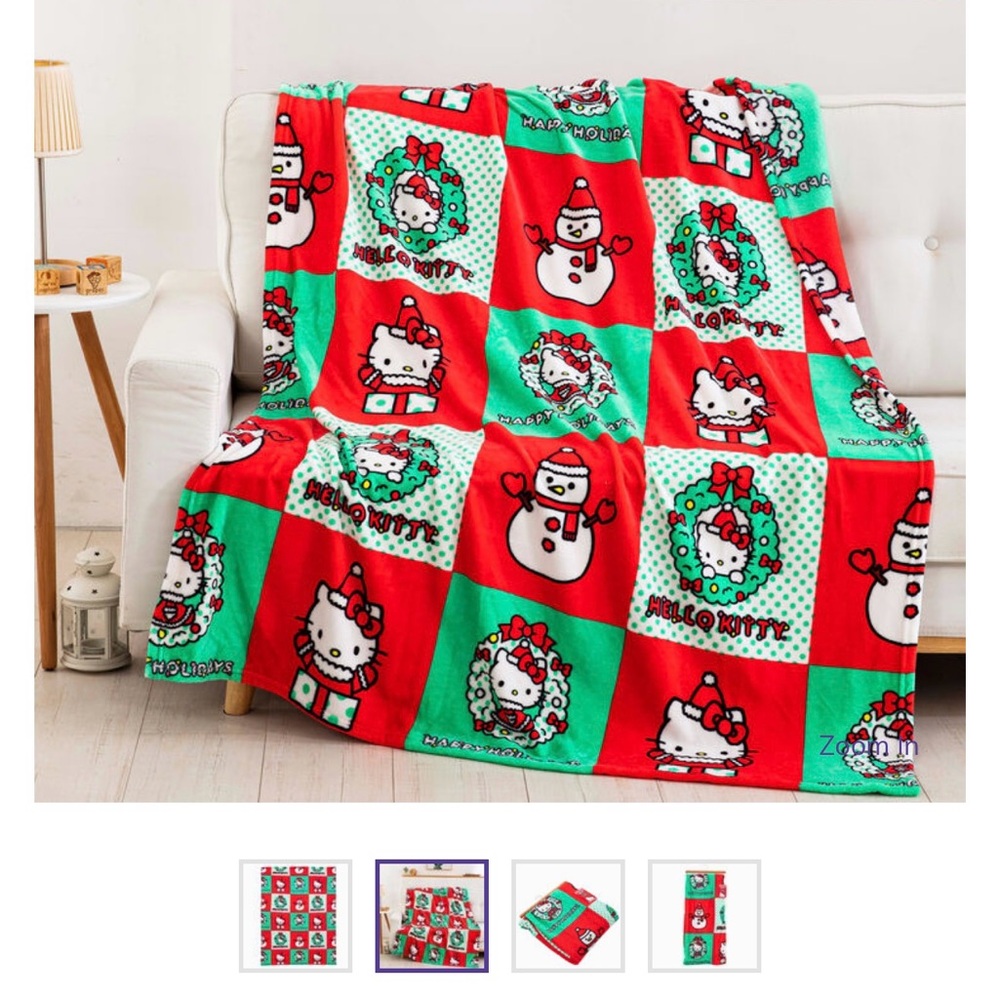 Hello Kitty Christmas Blanket